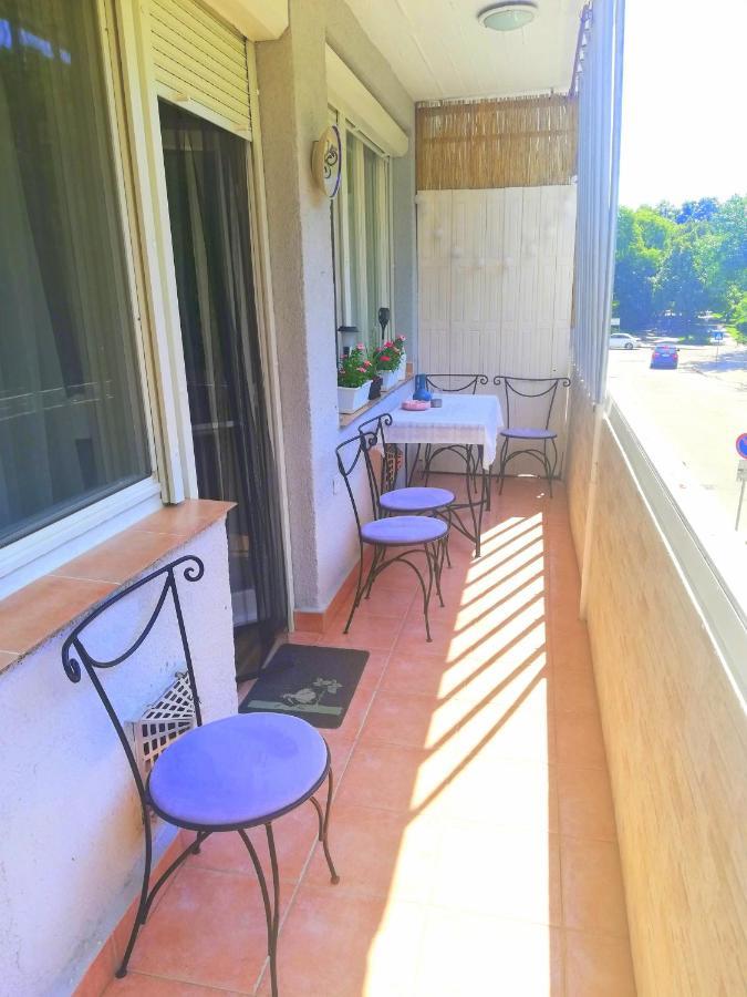 Strandfuerdo Apartman Eger Esterno foto