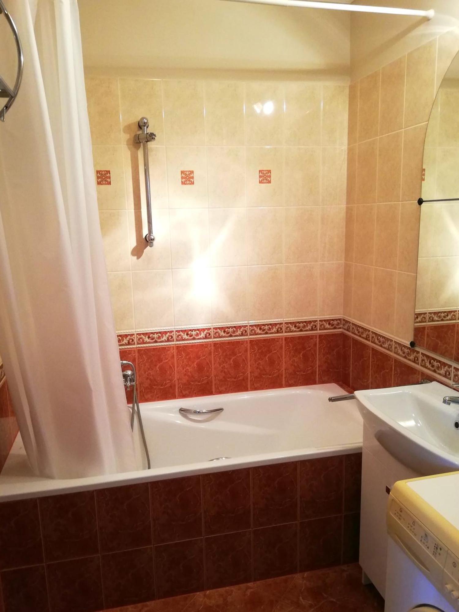 Strandfuerdo Apartman Eger Esterno foto